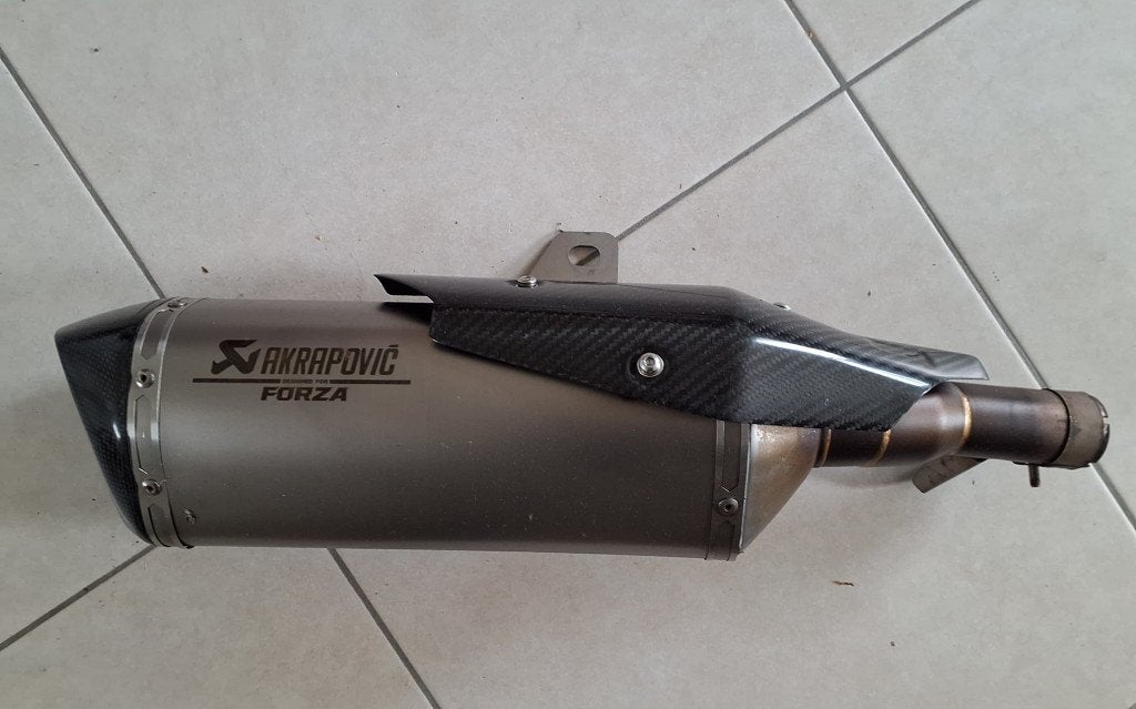 Akrapovic Honda Forza 750, Motos, Enlèvement, Utilisé