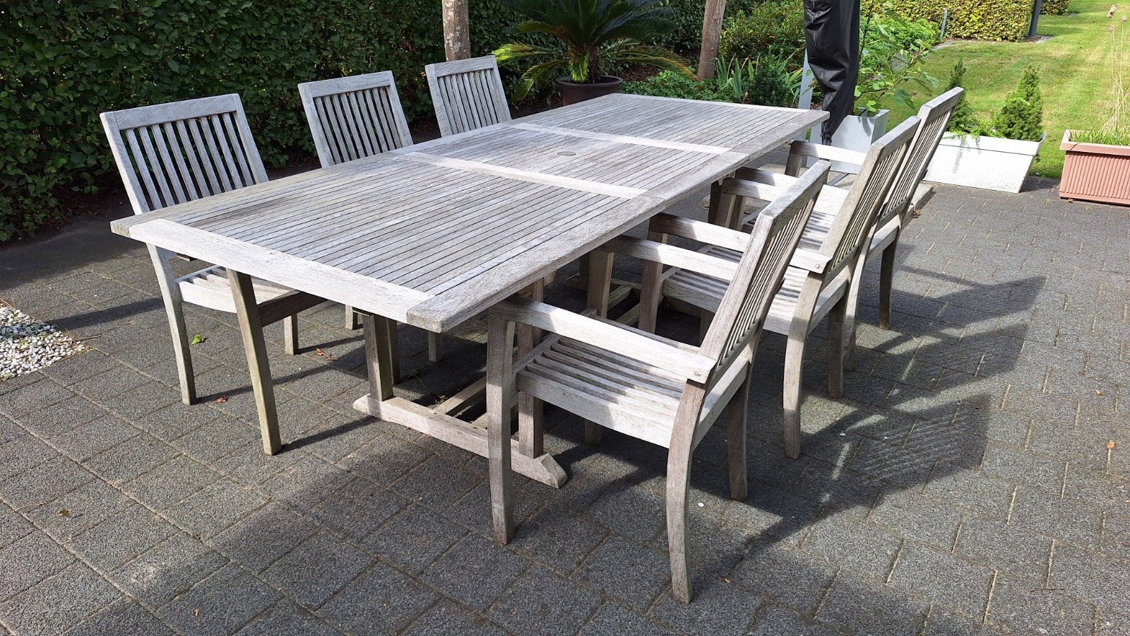 Uittrekbare teak tuintafel, Enlèvement