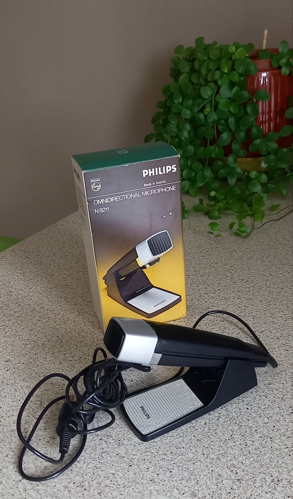 Philips n8211 microfoon in originele verpakking, Musique & Instruments, Microphones, Enlèvement ou Envoi, Comme neuf, Autres types
