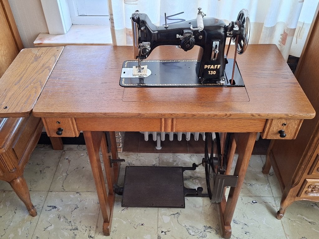 Pfaff 130 naaimachine met meubel, Enlèvement, Utilisé, Machine à coudre, Pfaff