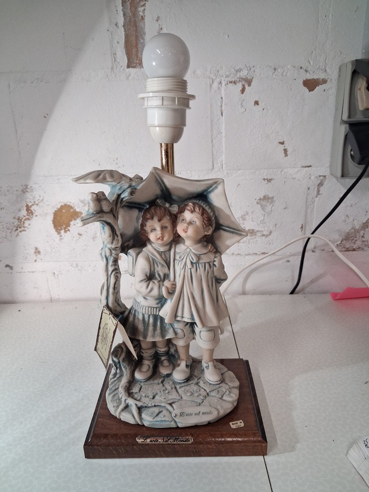Italiaanse capodimonte tafellamp porseleinen beeld, Enlèvement
