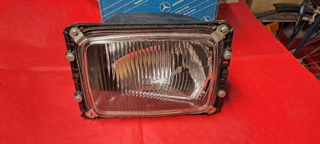 Mercedes koplicht L. 0 301 021 301-400 voor oldtimer, Ophalen