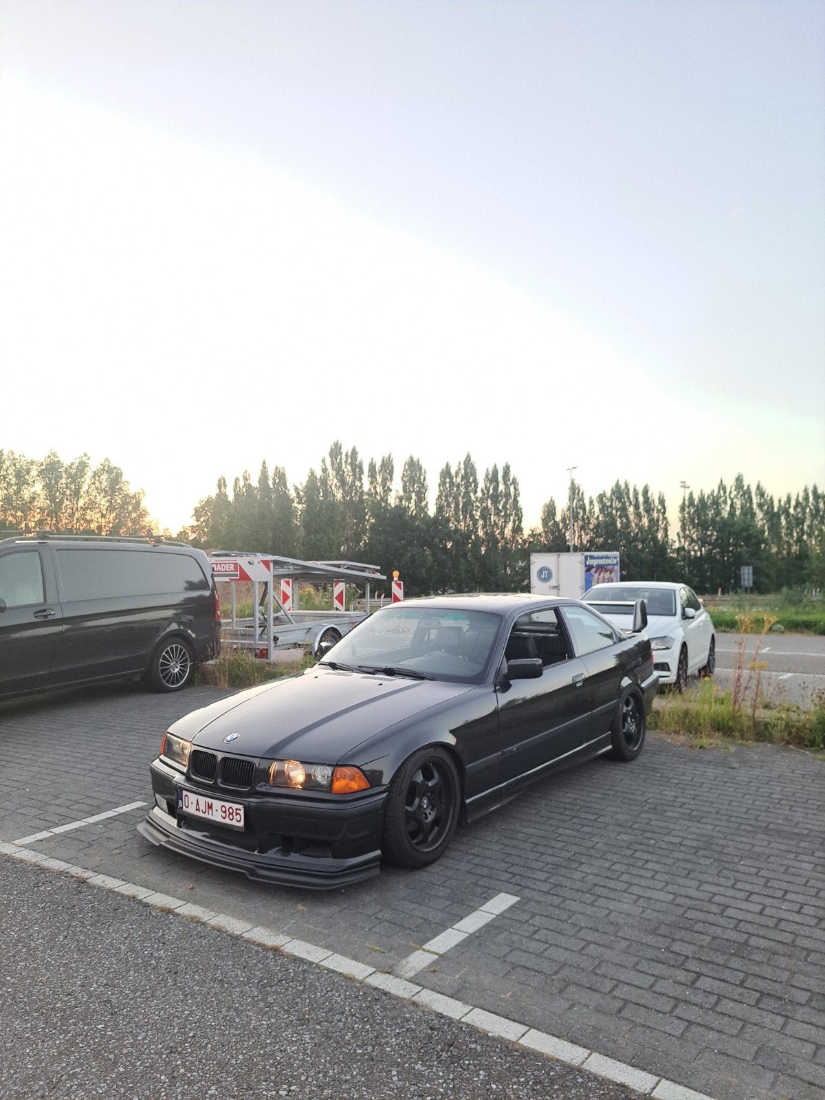 e36 320i coupe, Autos, BMW, Boîte manuelle, Noir, 6 cylindres, Particulier