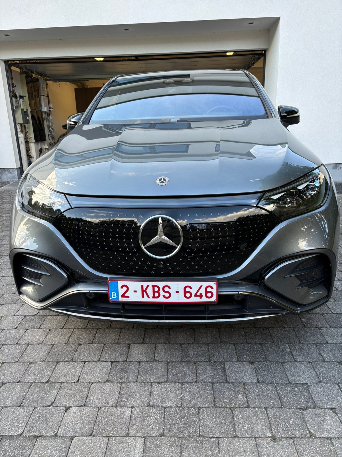 Mercedes-Benz EQE 300 AMG Line-Night Pakket-Trekhaak-Panodak, Autos, Ordinateur de bord, Argent ou Gris, Achat, Alcantara