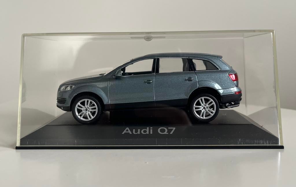 Miniatuur Audi Q7 4.2 FSI Quattro, Ophalen