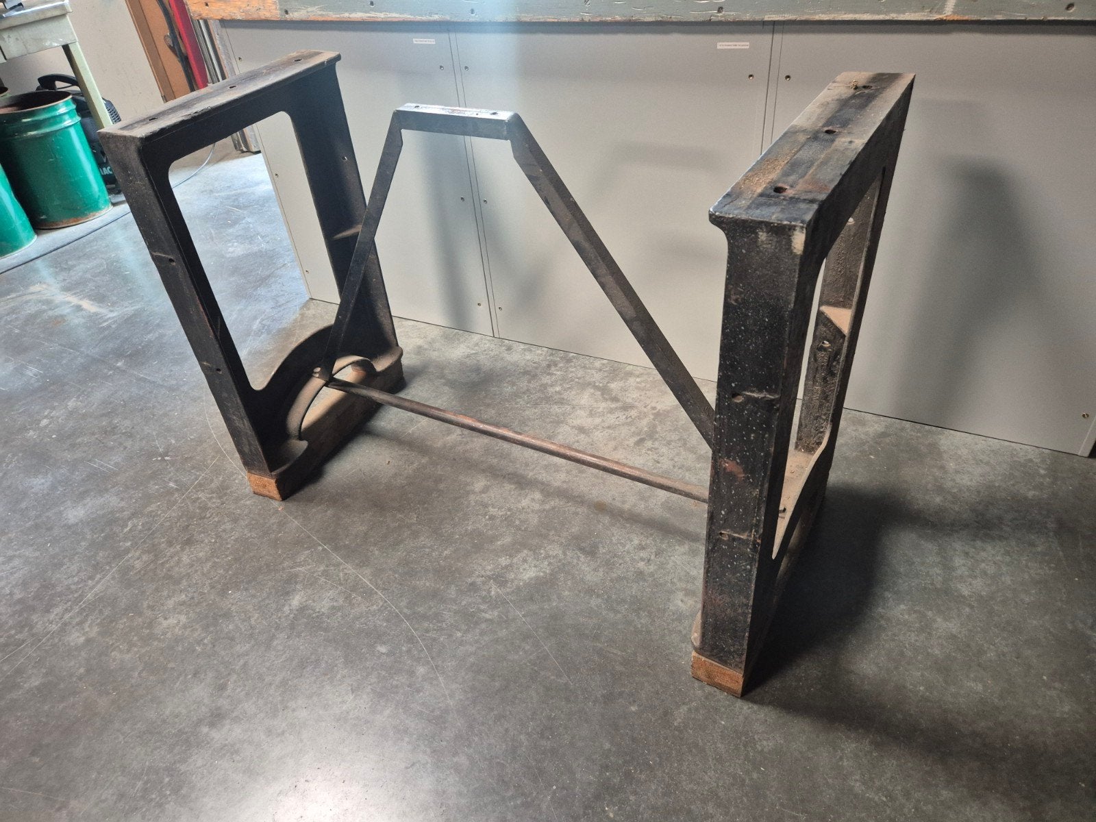 zware metalen voet voor werkbank, Doe-het-zelf en Bouw, Werkbanken, Ophalen