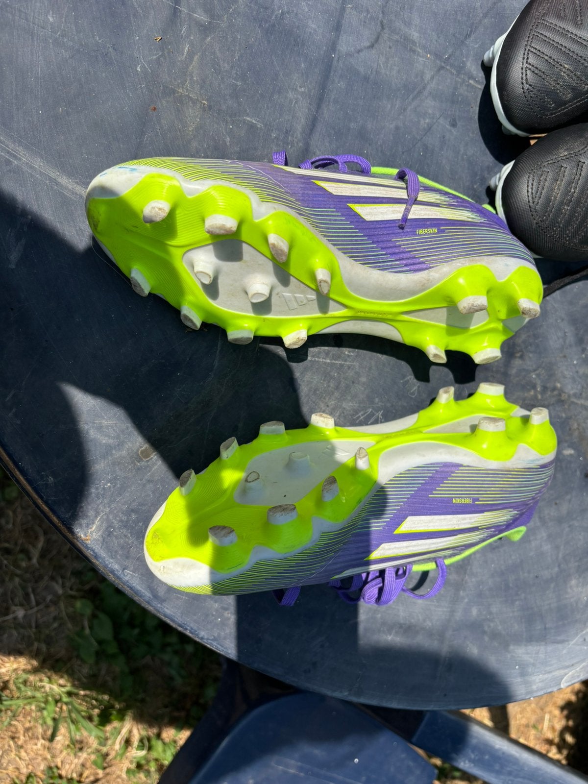 Chaussures foot adidas f50 et kipsta, Ophalen, Zo goed als nieuw