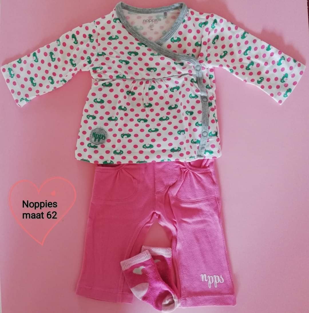 Setje met sokjes Noppies maat 62, Kinderen en Baby's, Babykleding | Maat 62, Gebruikt, Meisje, Ophalen of Verzenden, Setje
