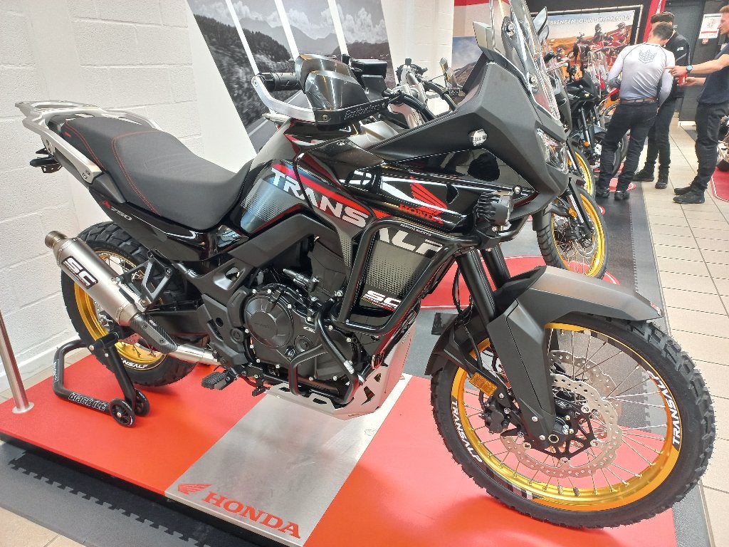 Honda Transalp 750, Motoren, 750 cc, 2 cilinders, Gebruikt, Particulier