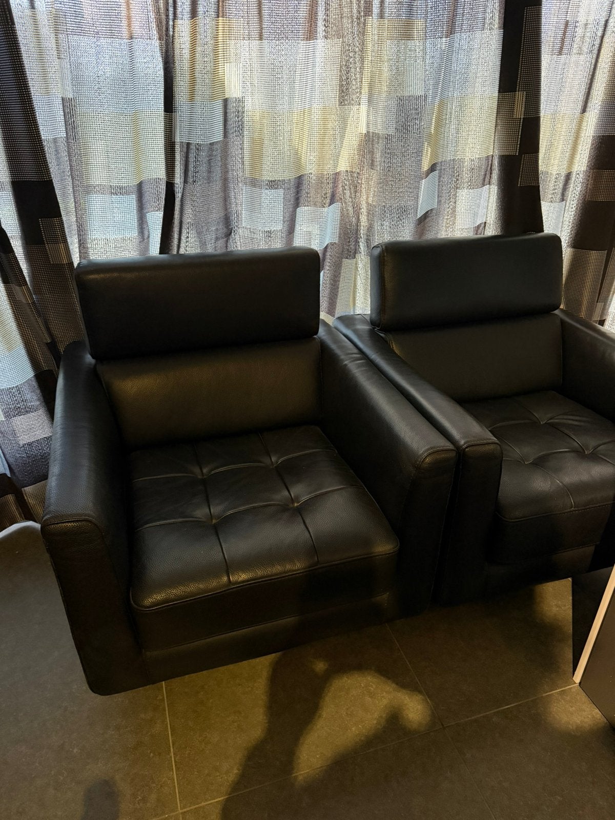 Lederen zetels, Huis en Inrichting, Stoelen, Ophalen, Gebruikt, Twee, Zwart