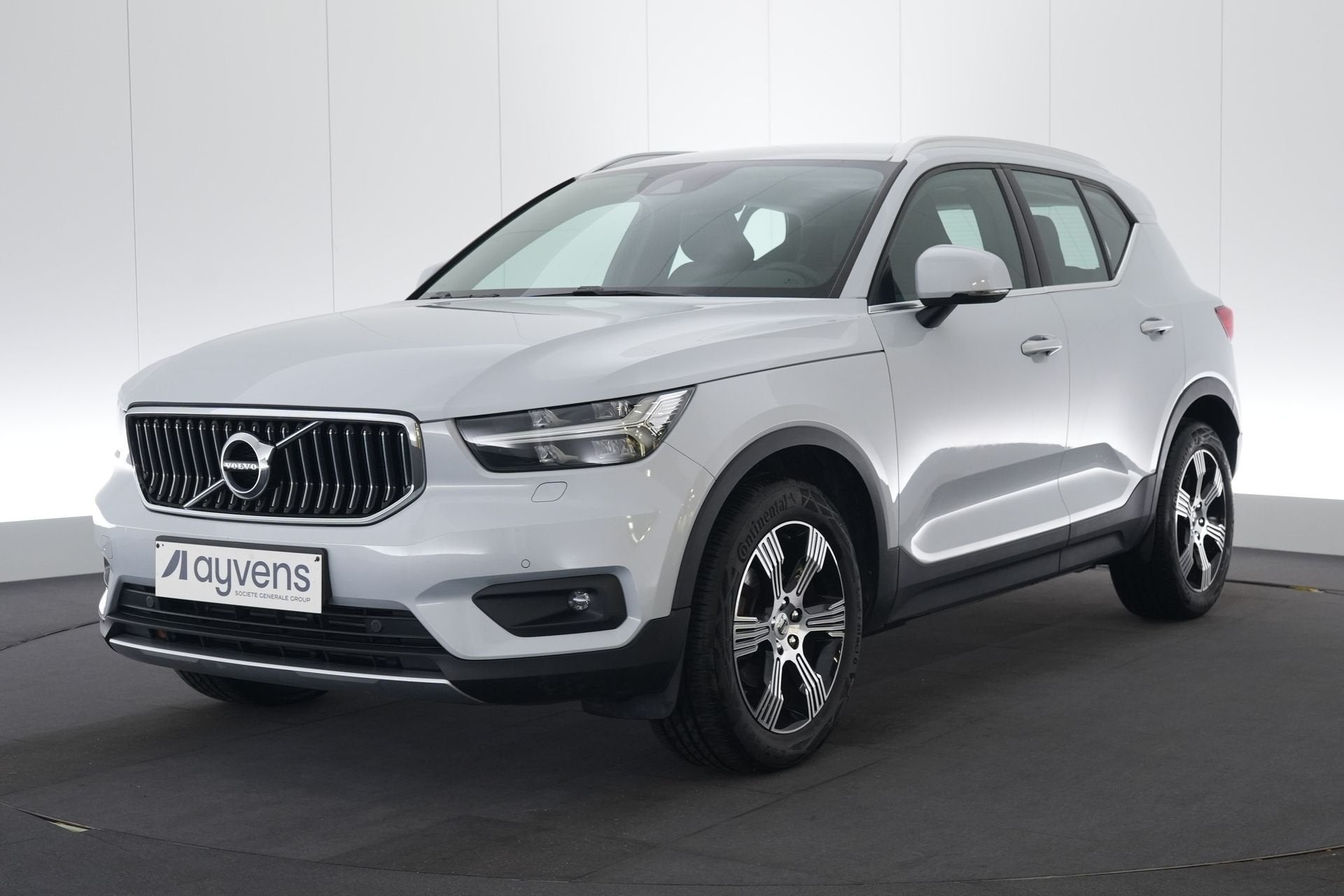 (2AXX805) VOLVO XC40, Cuir, Achat, Carnet d'entretien, 5 portes