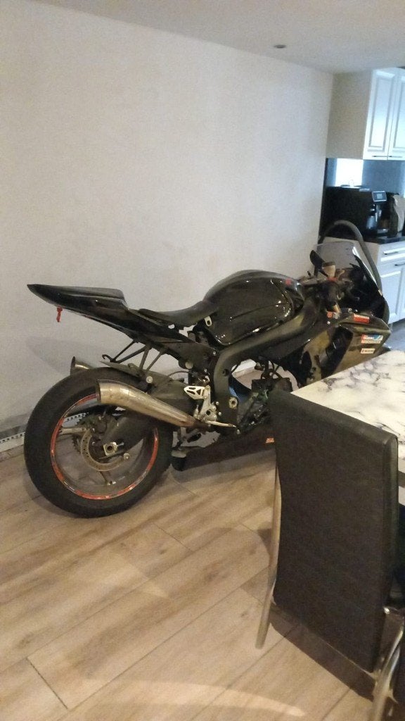 Gsxr K9, Enlèvement, Utilisé