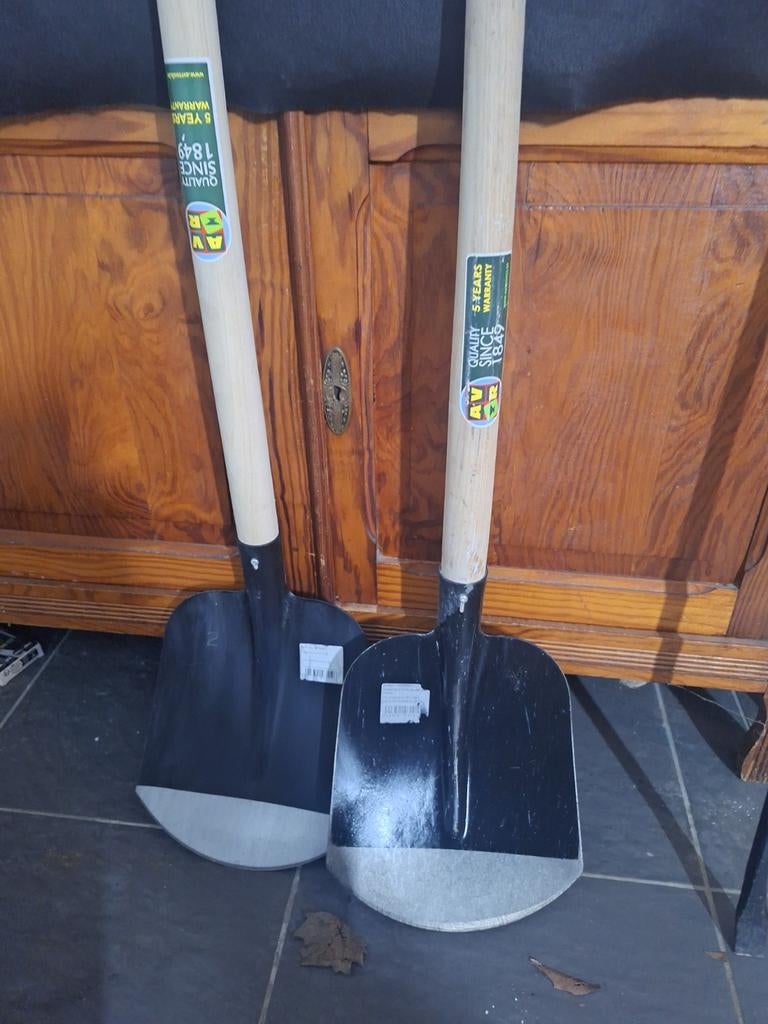 2 pelles + pied de biche, Jardin & Terrasse, Outils à main, Pelle