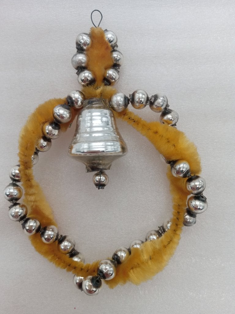 Mooie vintage gablonzer kersthanger met klokje, Ophalen of Verzenden