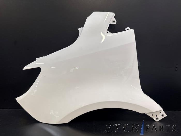 Scherm links-voor van een Mercedes Sprinter (9147), Gebruikt, -, Ophalen of Verzenden, -