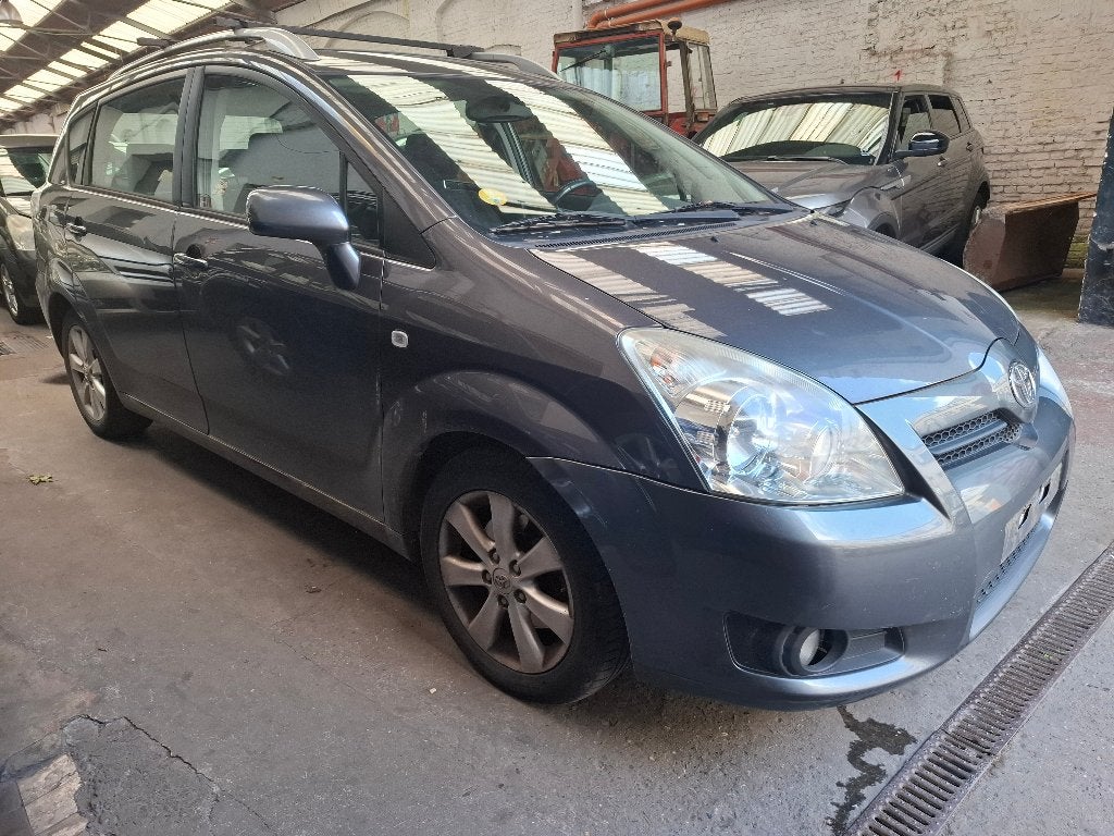 Véhicule, Autos, Toyota, Boîte manuelle, Diesel, Particulier, MPV ou Monospace
