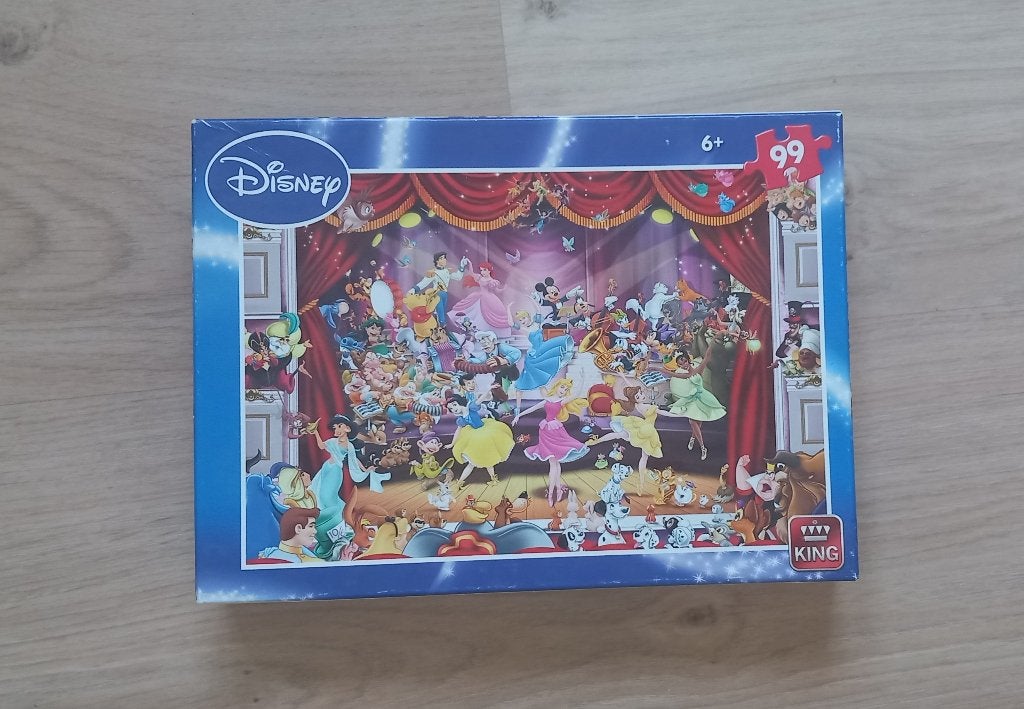 King Disney puzzel, Kinderen en Baby's, Ophalen of Verzenden, Meer dan 50 stukjes, Gebruikt, 6 jaar of ouder