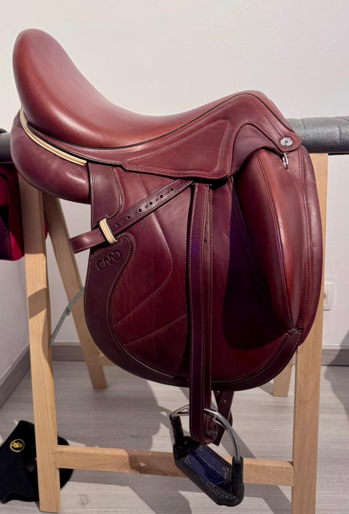 Selle de dressage, Enlèvement, Comme neuf, Dressage