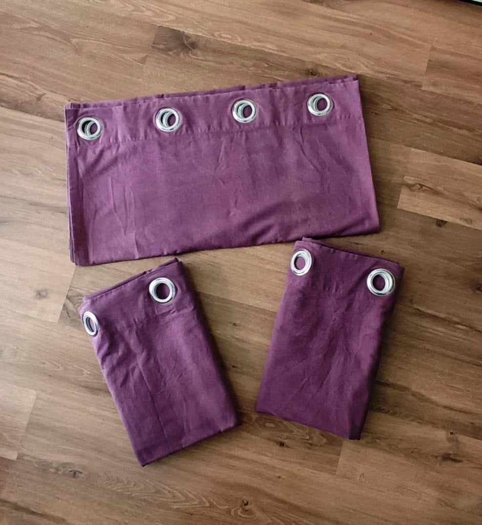Tentures / rideaux violet 3*140*240 - 10€, Maison & Meubles, Ameublement | Rideaux & Stores à lamelles, Autres couleurs, 100 à 150 cm