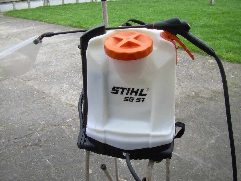 rugsproeier stihl, zaagblad stihl,  darm op rol, motorzaag, Tuin en Terras, Onkruidbranders, Zo goed als nieuw, Ophalen