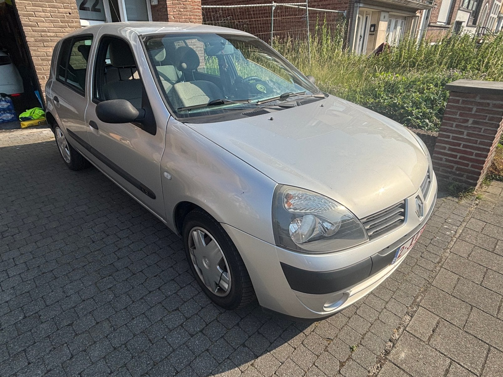 Renault Clio 2 2006 94000km benzine 1.2, Auto's, Bluetooth, Particulier, Clio, Te koop