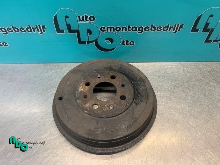 Tambour de frein arrière d'un Fiat Punto Evo (Punto Evo 08-, -, 3 mois de garantie, Utilisé, Fiat