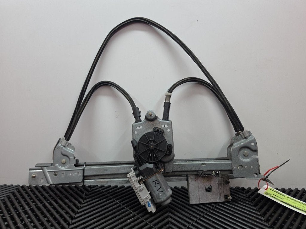 VITRE MECANISME AVANT DROIT Opel Tigra Twin Top, Autos : Pièces & Accessoires, Opel, Opel Automobile GmbH, Utilisé, Kontakt-opel@opel.com