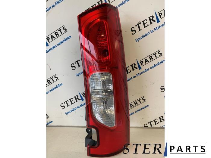 Achterlicht rechts van een Mercedes Citan, 12 maanden garantie, -, Nieuw, Ophalen of Verzenden