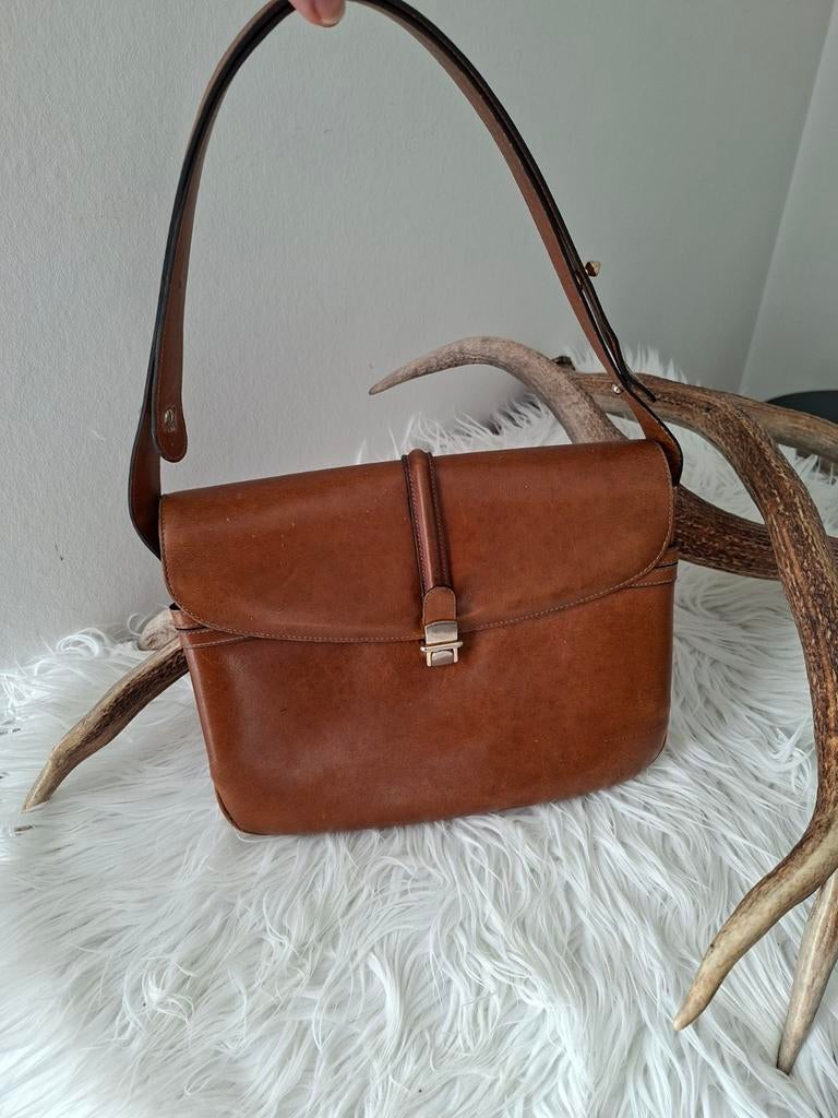 Lederen handtas schoudertas Nouvelta bruin, Handtassen en Accessoires, Tassen | Damestassen, Handtas, Bruin, Ophalen of Verzenden
