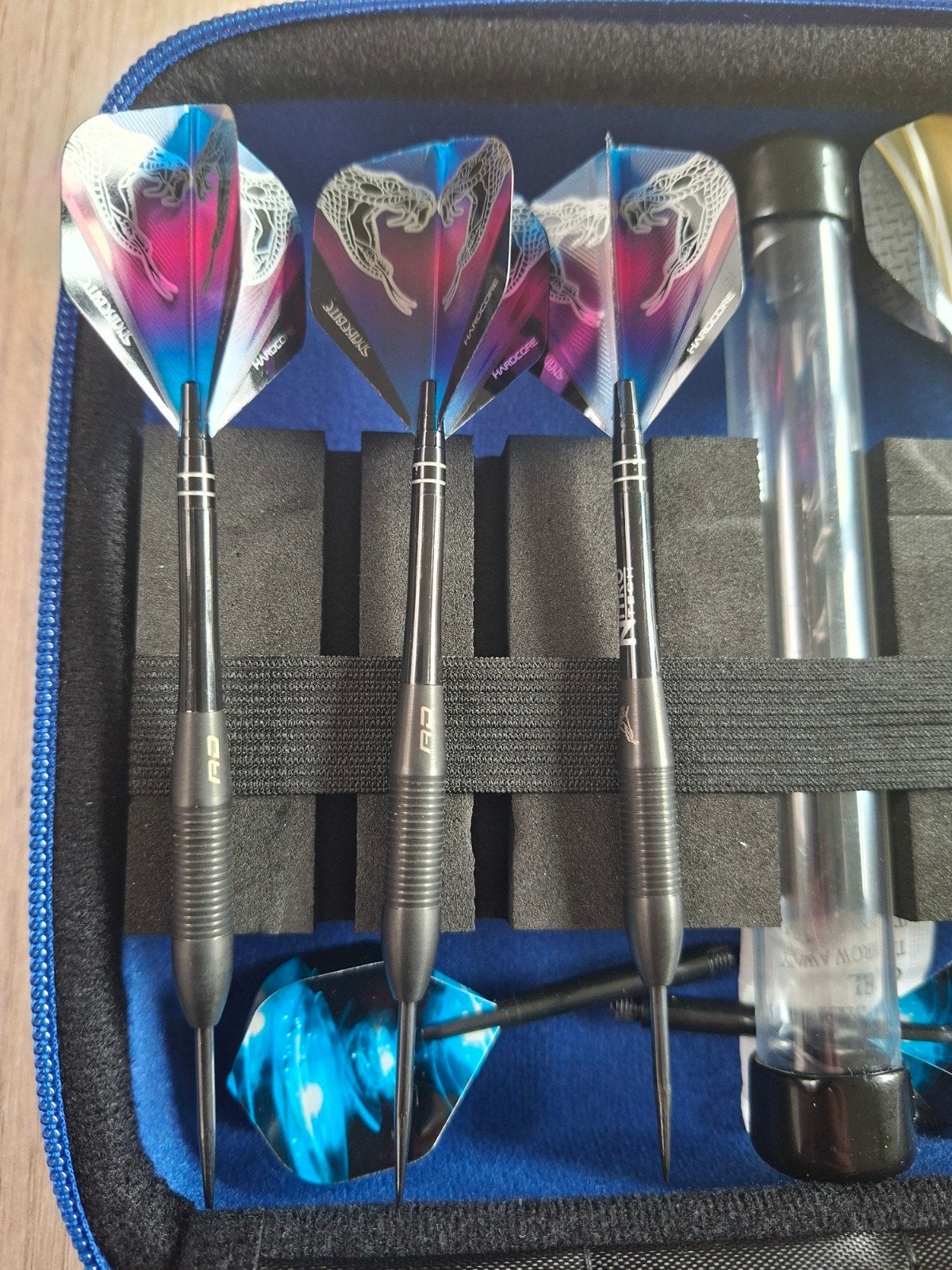 Darts Case met 9 darts pijlen, 3 pijlen peter Wright ., Ophalen, Zo goed als nieuw, Pijlen