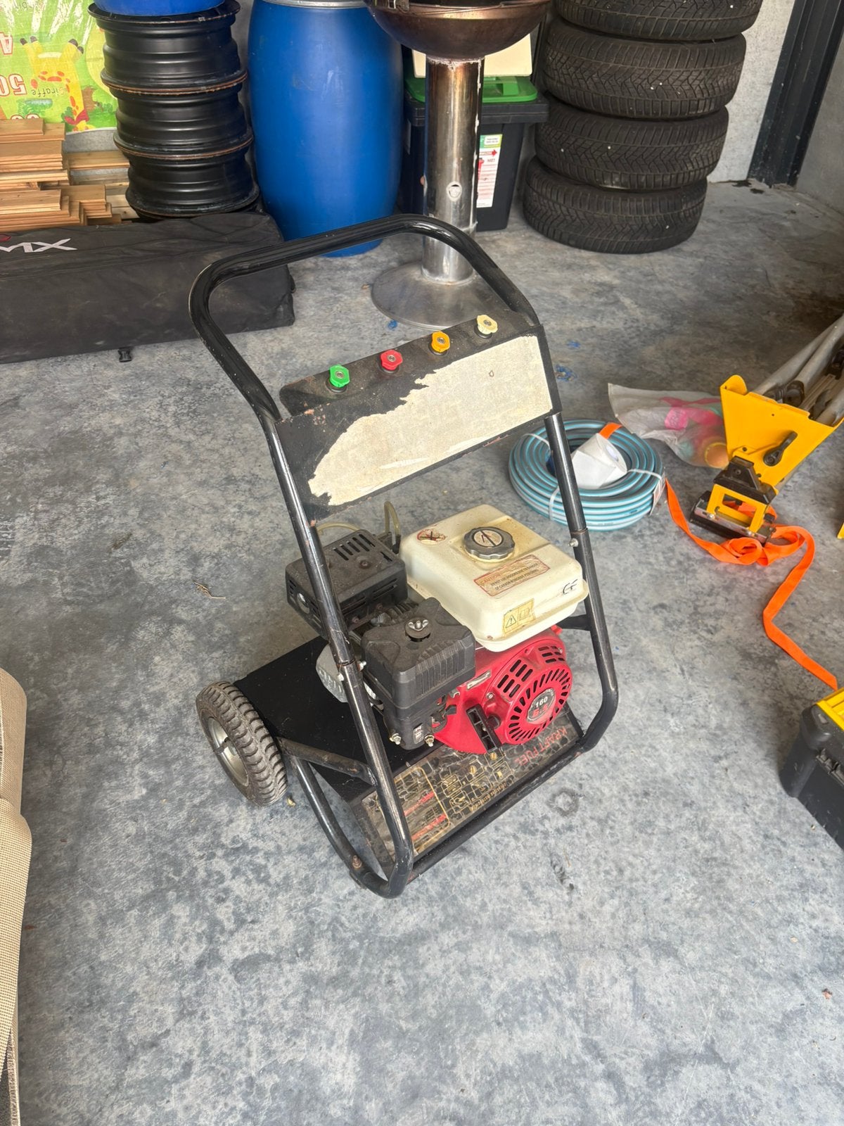 Hogedruk op benzine met karcher aansluiting, Ophalen, Zo goed als nieuw, Benzine