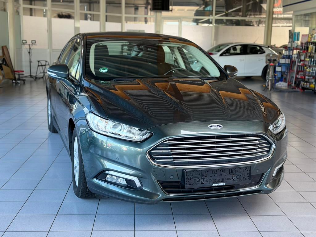 FORD MONDEO BUSINESS EDITION/ BENZINE/EURO6, Auto's, Voorwielaandrijving, Stof, https://public.car-pass.be/vhr/50a24c33-7913-4acb-9809-e426a4871efb