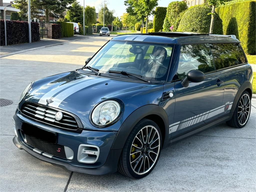 MINI CLUBMAN 1.4 PANO 2010 1ST EIGENAAR GEKEURD, Autos, Mini, Clubman, Boîte manuelle, Entretenue par le concessionnaire, Noir