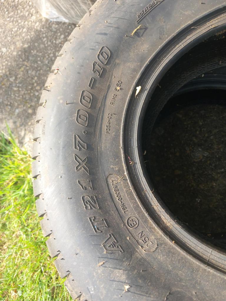4 pneus pour quad, Enlèvement, Pneu(s)