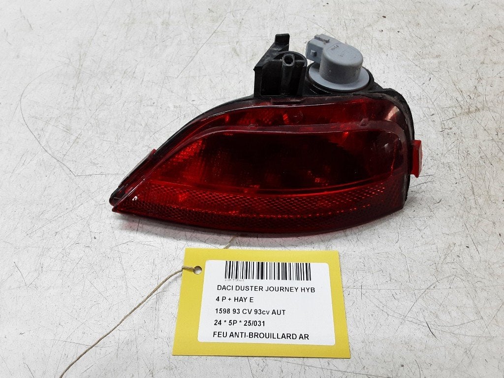 ANTI BROUILLARD ARRIÈRE Dacia Duster (DJF) (265855178R), Autos : Pièces & Accessoires, Dacia, Renault Deutschland AG, Utilisé