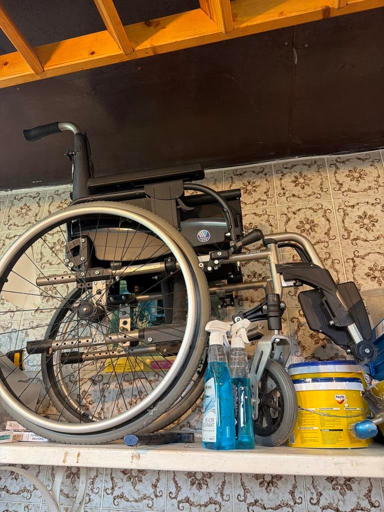Rolstoel vermeiren V300 Dl, Diversen, Rolstoelen, Zo goed als nieuw, Ophalen