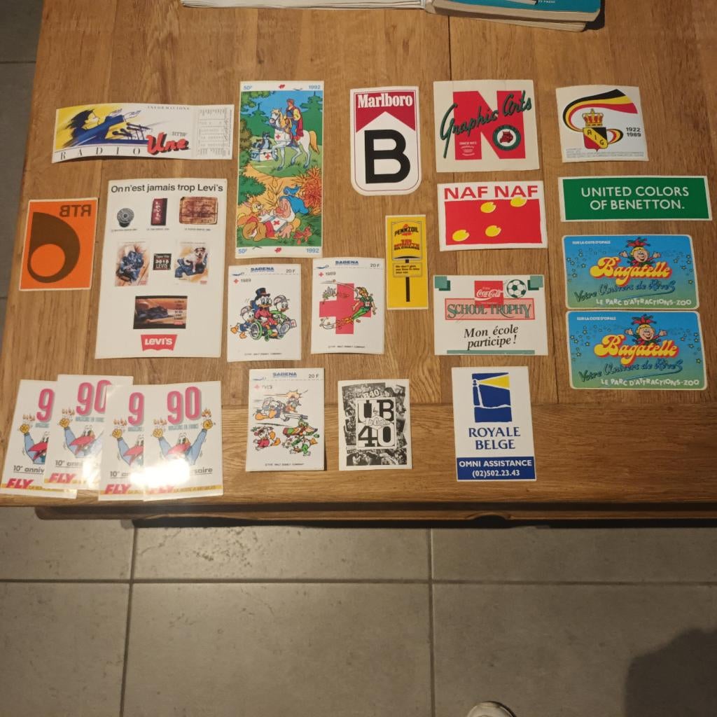 Marlboro UB40 Benetton RTBF Sabena vintage stickers, Verzenden