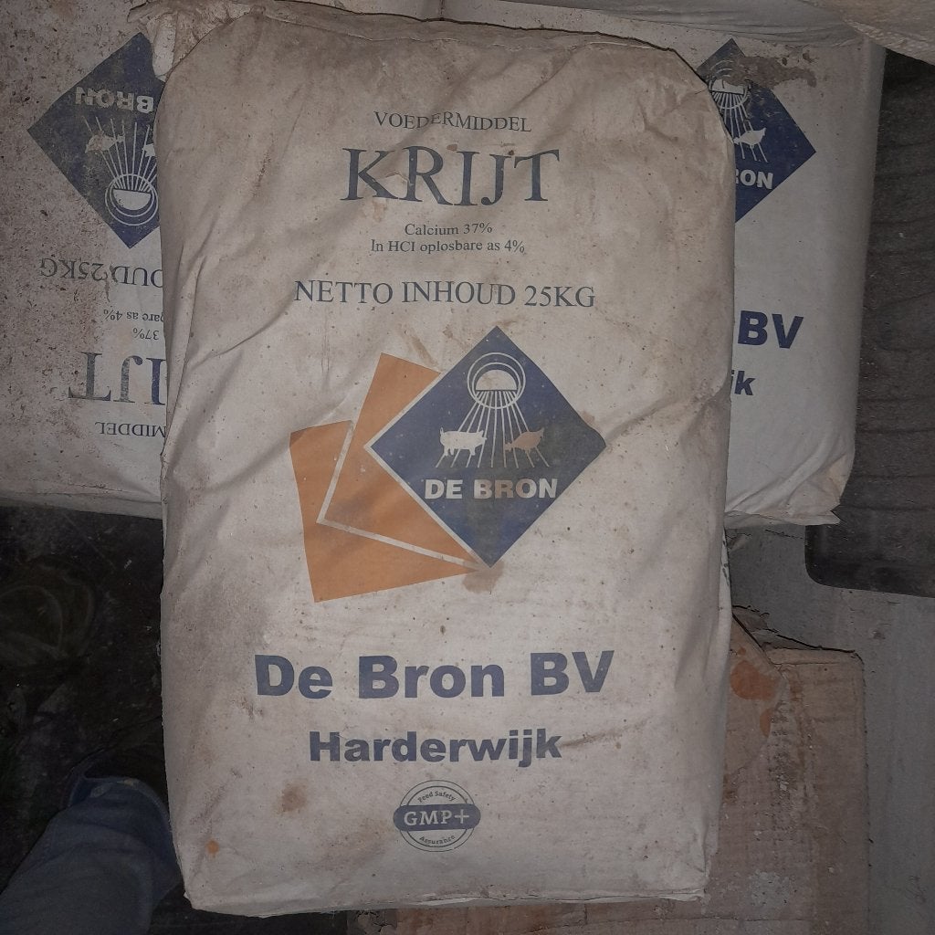 Voeder krijt, Ophalen