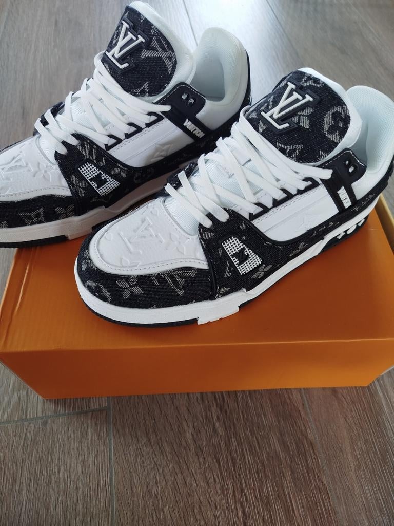 Louis Vuitton Trainer, Ophalen of Verzenden