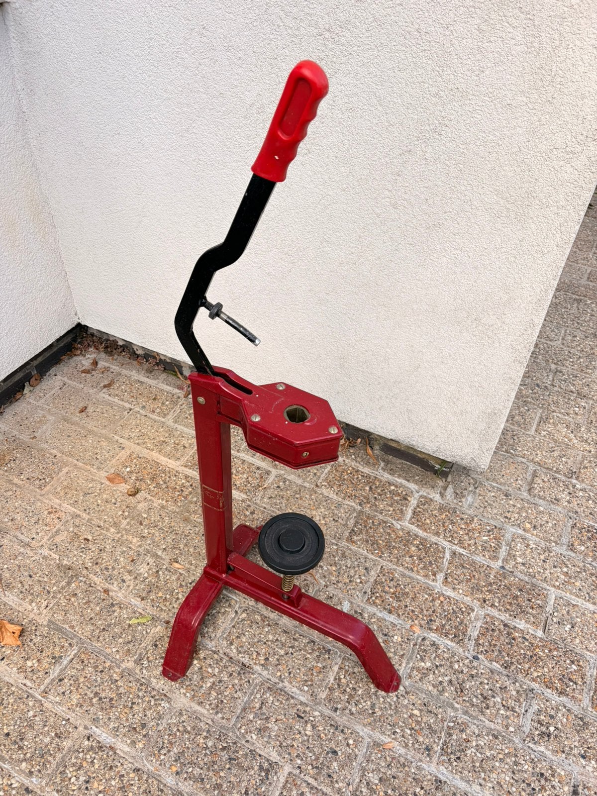 Kurk apparaat om wijnflessen luchtdicht te maken, Maison & Meubles, Accessoires pour la Maison | Porte-bouteilles, Enlèvement