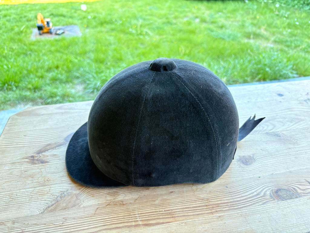 Bombe à cheval / Tok, helm voor paardrijden, Enlèvement, Utilisé