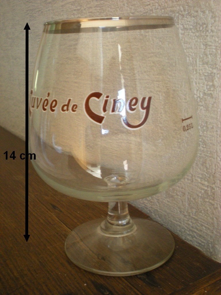 Cuvée de Ciney  (lettres brunes), Collections, Marques de bière, Enlèvement ou Envoi, Comme neuf, Verre ou Verres
