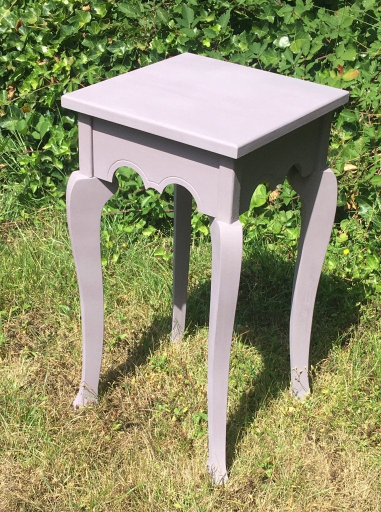 vintage - brocante - lila - taupe - hoog tafeltje, Ophalen, Zo goed als nieuw, Hout
