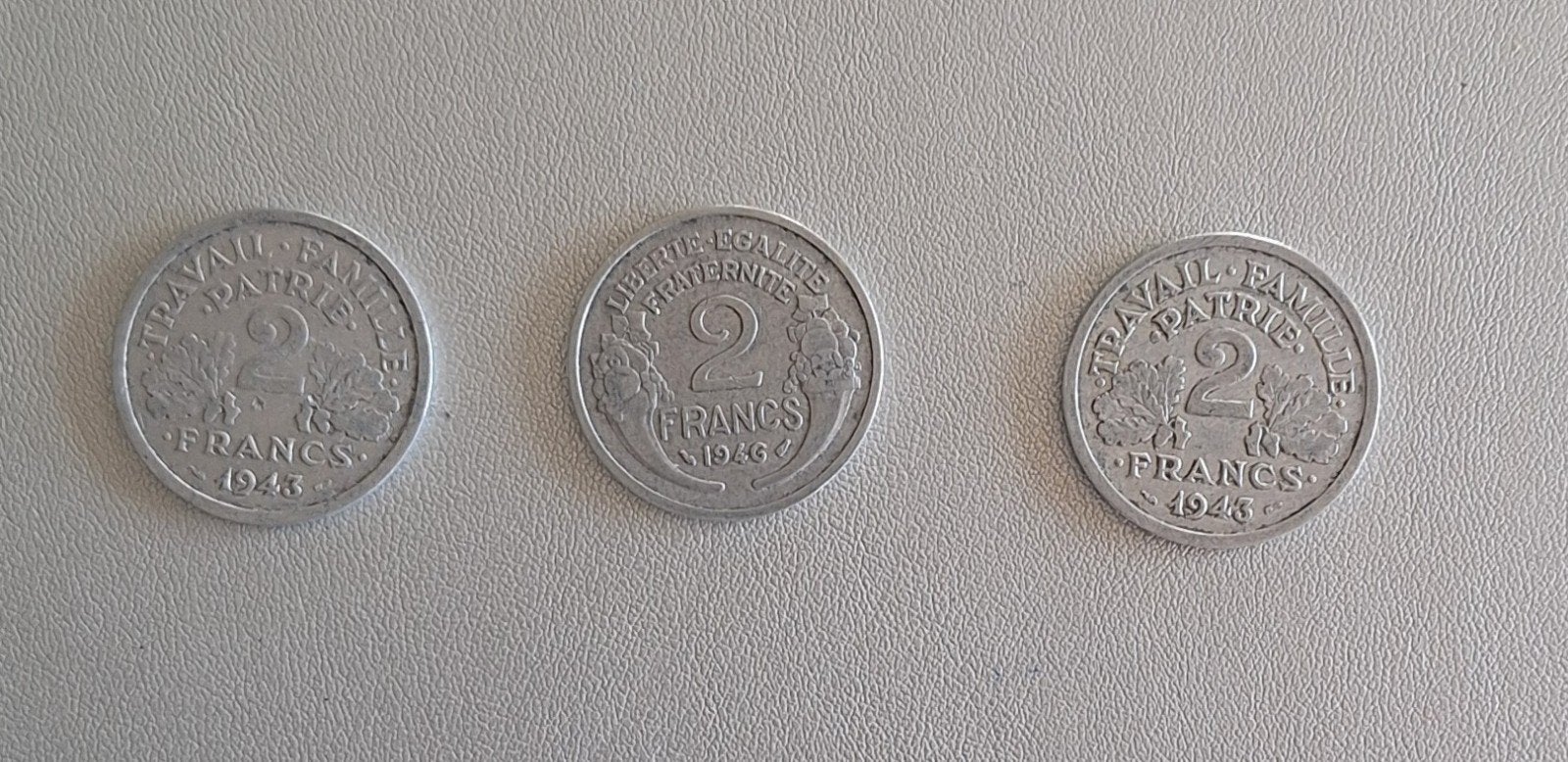 Pièces De 2 francs République et Etat français, Enlèvement