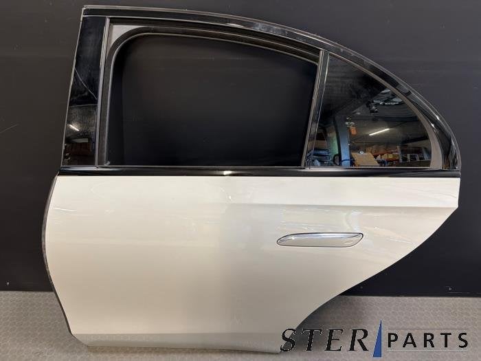 Portier 4Deurs links-achter van een Mercedes E-Klasse (7956), Gebruikt, -, Deur, Ophalen of Verzenden