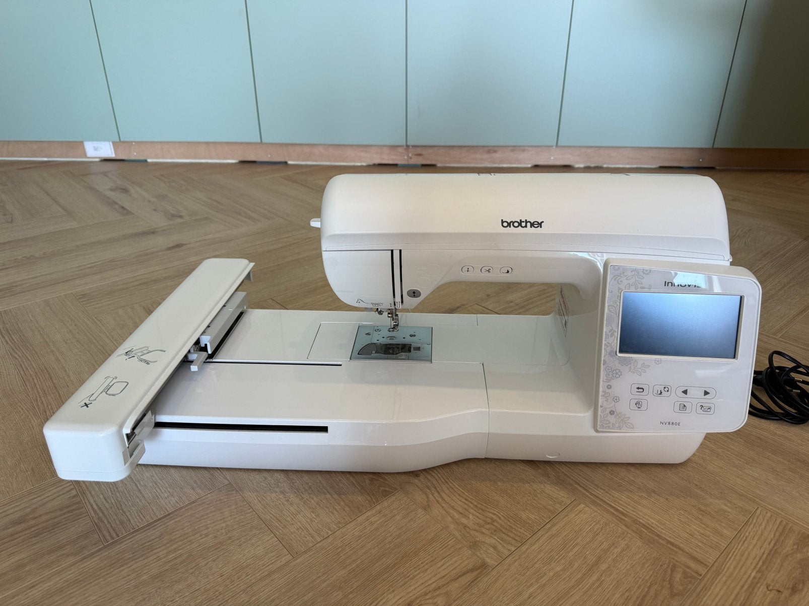 Brother borduurmachine NV880E, Ophalen, Zo goed als nieuw, Brother