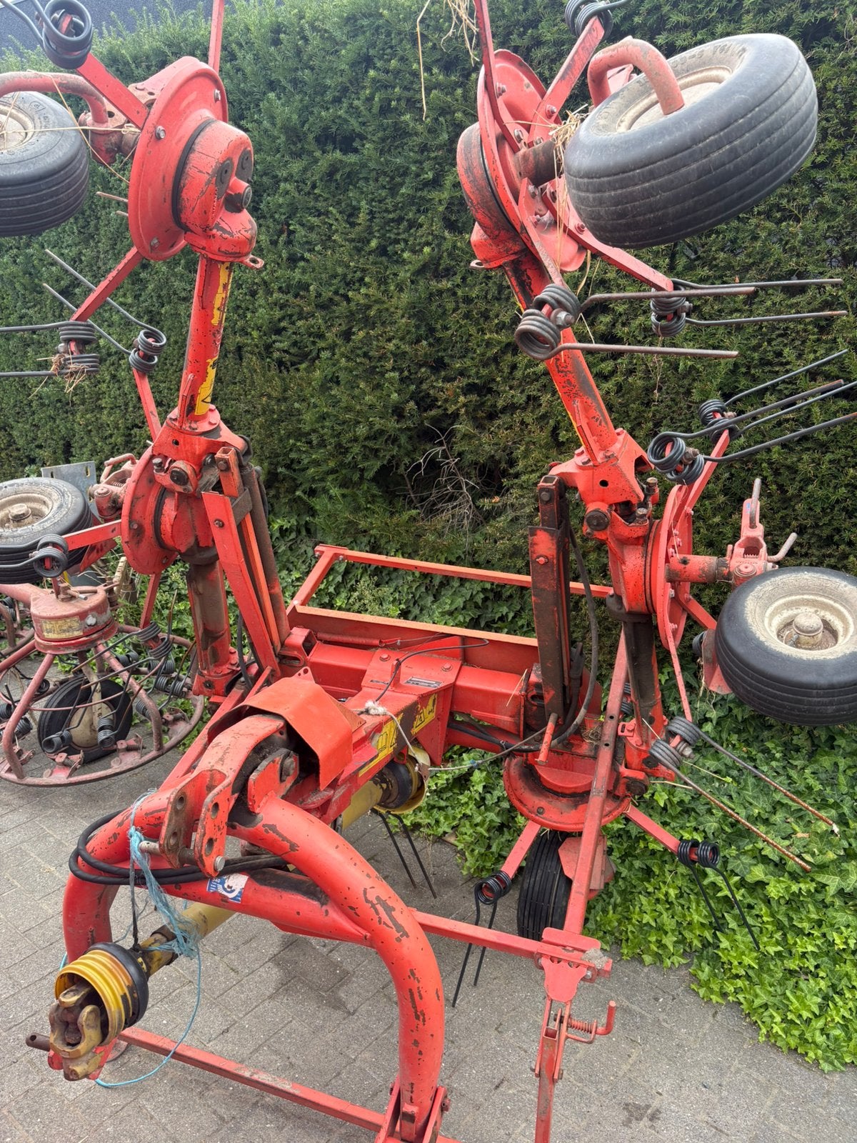 Kuhn gf5801 6molen hooikeerder, Ophalen