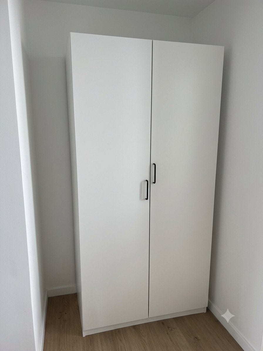 Kast 200 cm x 100 cm, Huis en Inrichting, Kasten | Roldeurkasten en Archiefkasten, Ophalen of Verzenden, Zo goed als nieuw