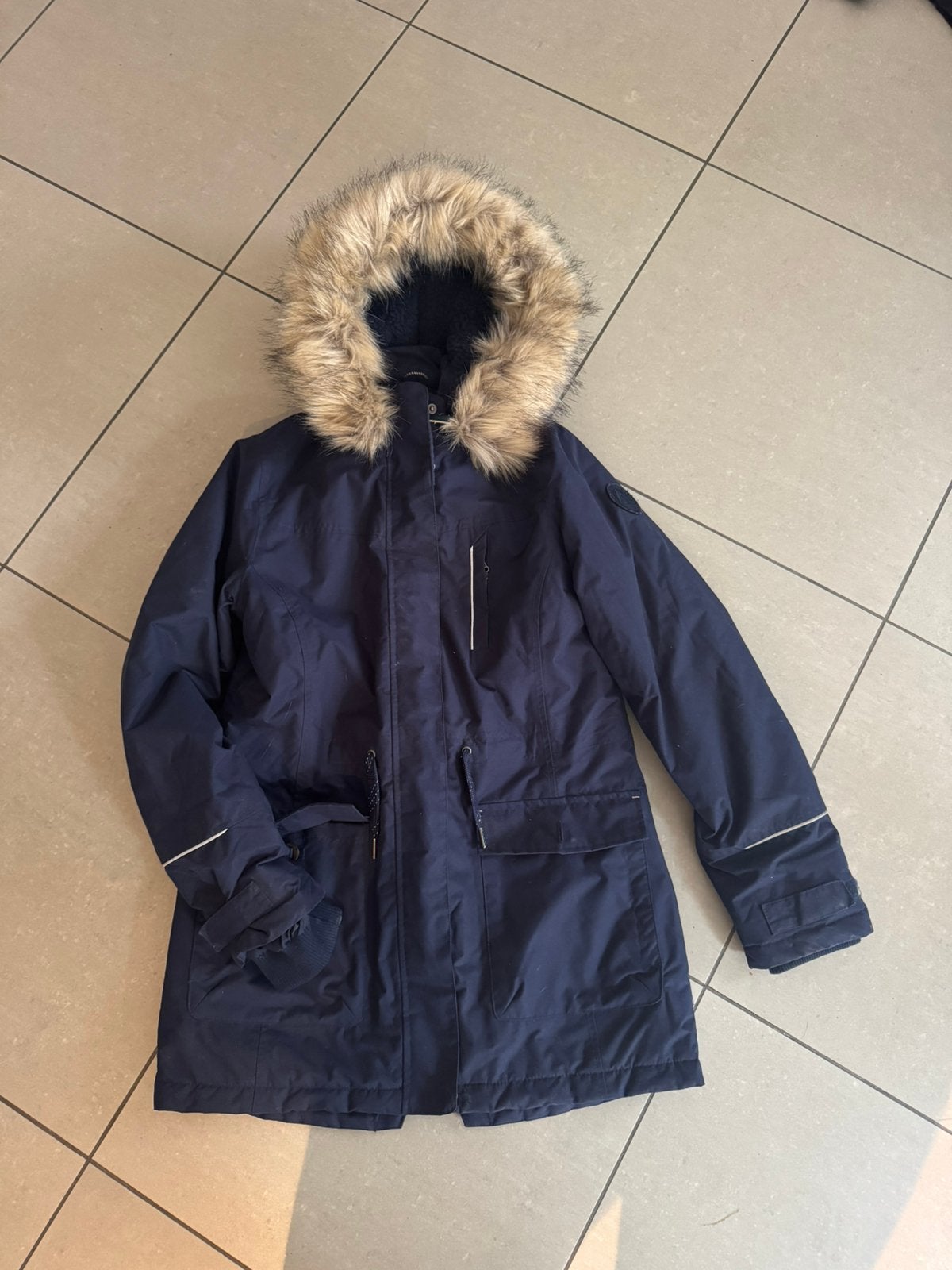 Mooie warme winterjas, Kinderen en Baby's, Ophalen, Zo goed als nieuw