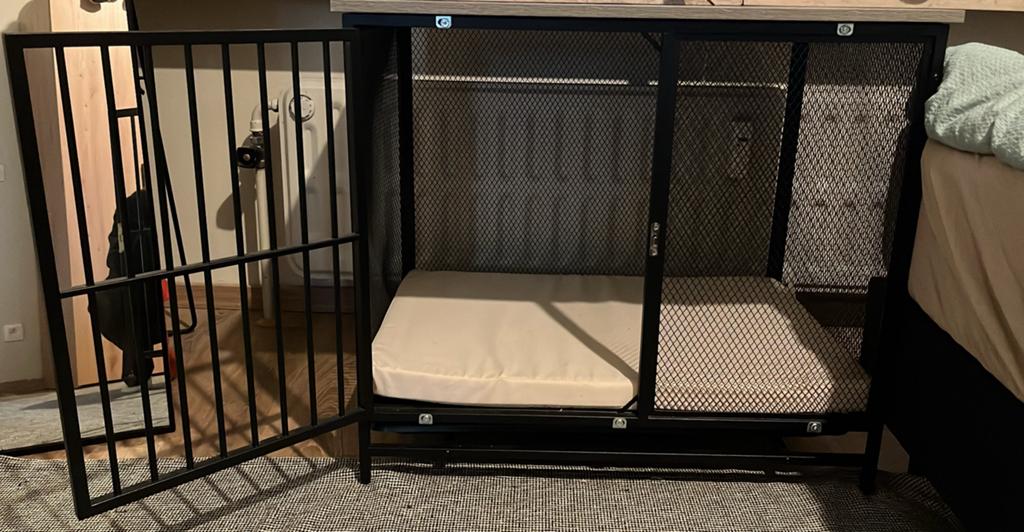 Mooie bench voor hond (h70xl80xd50), Tuin en Terras, Bergingen en Tuinkasten, Ophalen, Zo goed als nieuw, Hout